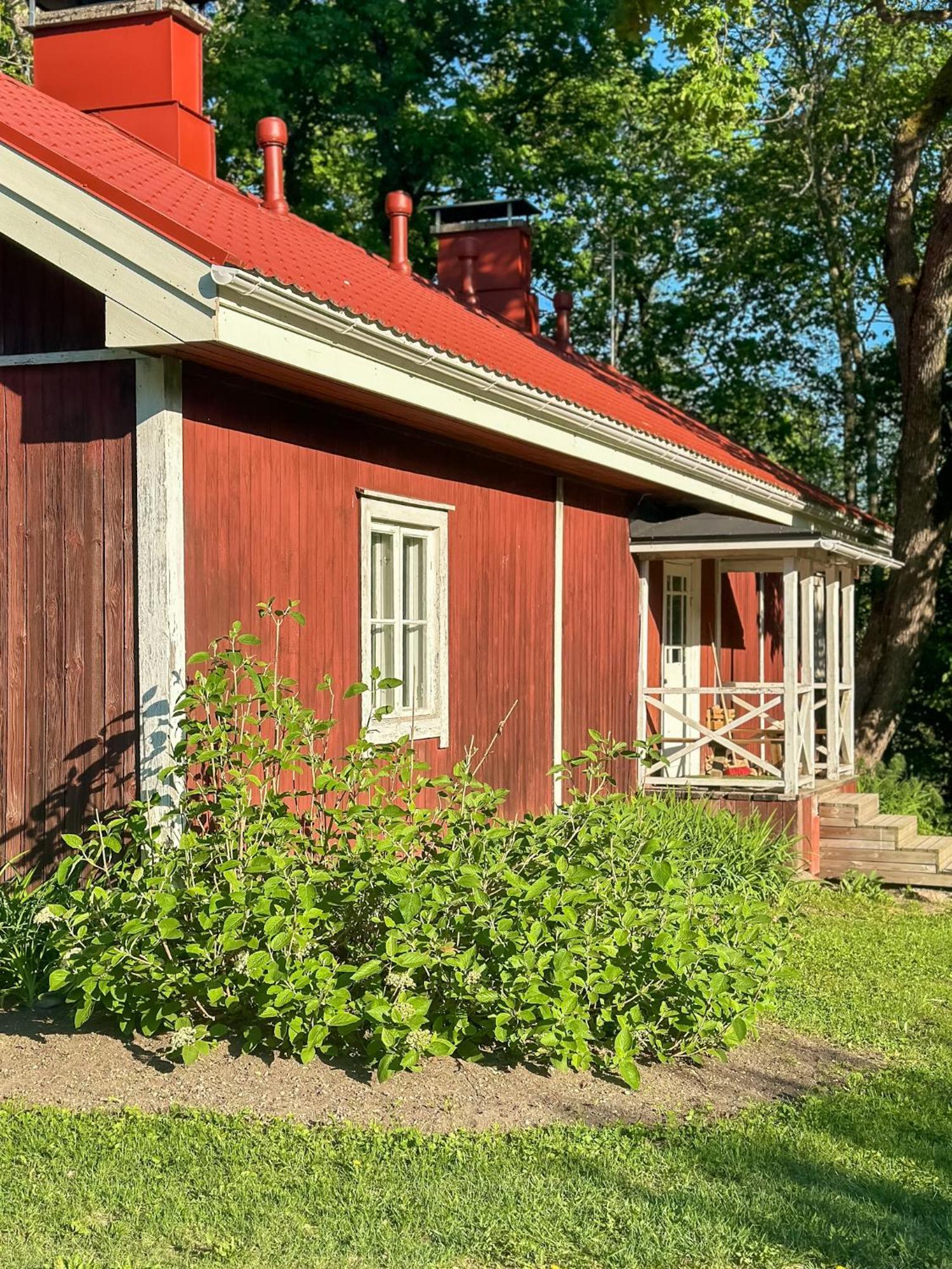 Mustion Linna / Svarta Manor Zimmer foto