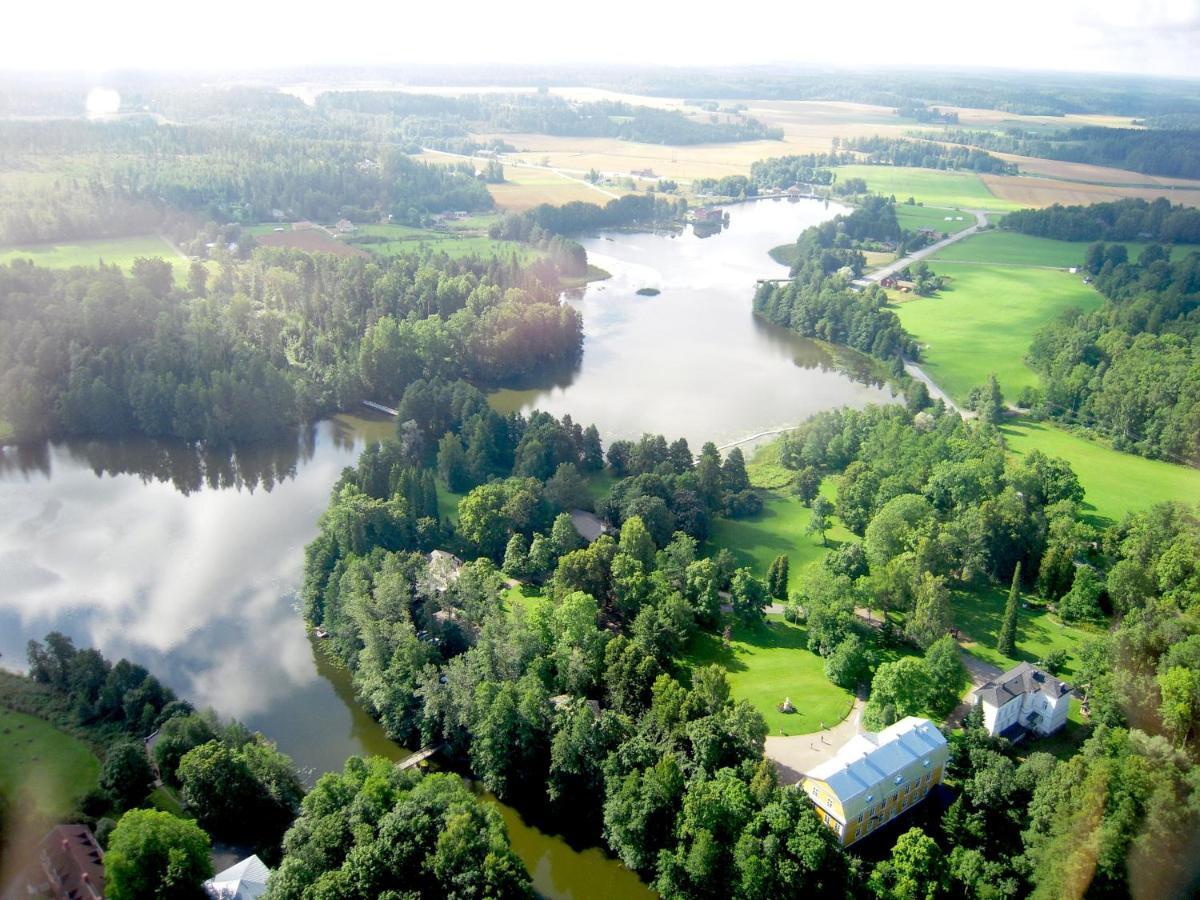 Mustion Linna / Svarta Manor Exterior foto